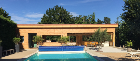 VIRICEL-CHARPENTE-COUVERTURE-PLAQUISTERIE-MENUISERIE--RENOVATION-TOITURE-TREVOUX-AIN-RHONE-ABRI-AUVENT-TERRASSE-OSSATURE-BOIS-RENOVATION-POOL-HOUSE-2