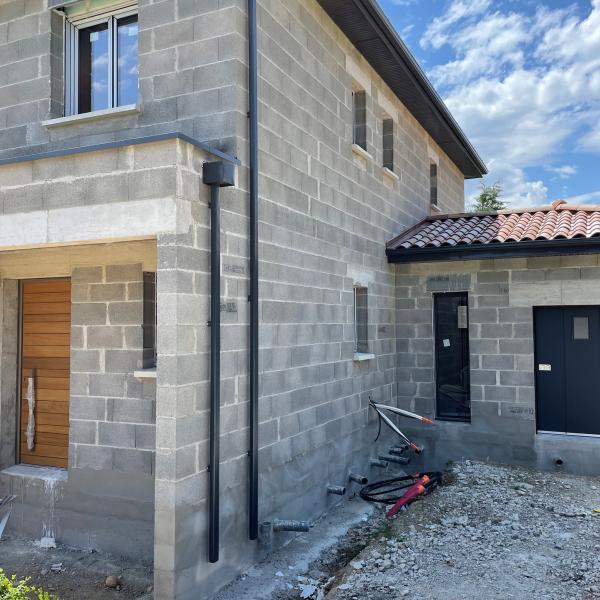 VIRICEL_CHARPENTE_COUVERTURE_PLAQUISTERIE_MENUISERIE_SURELEVATION_RENOVATION_TOITURE_TREVOUX_AIN_RHONE_ABRI_AUVENT_TERRASSE_OSSATURE-BOIS